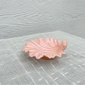 1983 handmade ceramic pink seashell holder